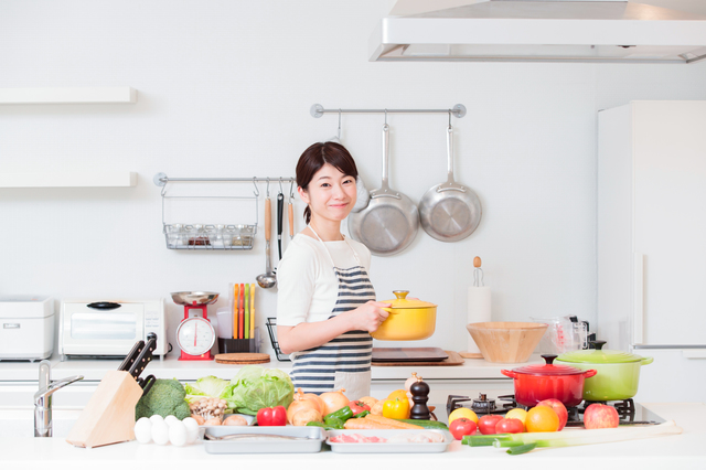 食生活に気をつけるママ