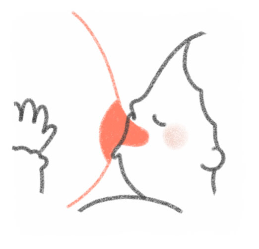 乳を口にふくむ赤ちゃん